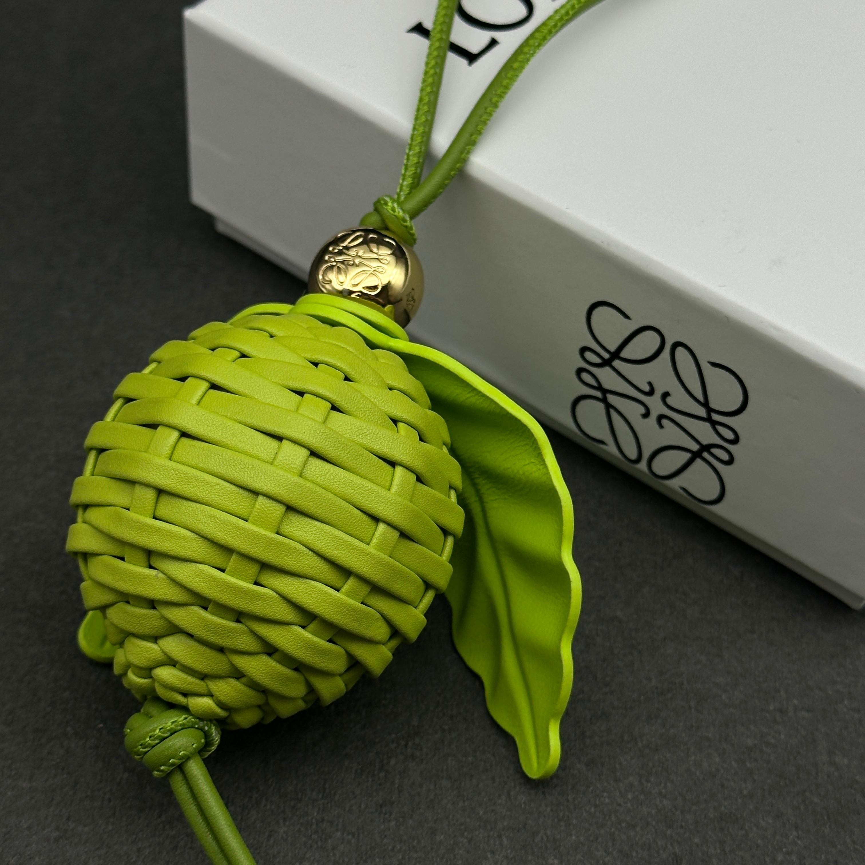 A1R46A4 Popular bag 's charms accessories