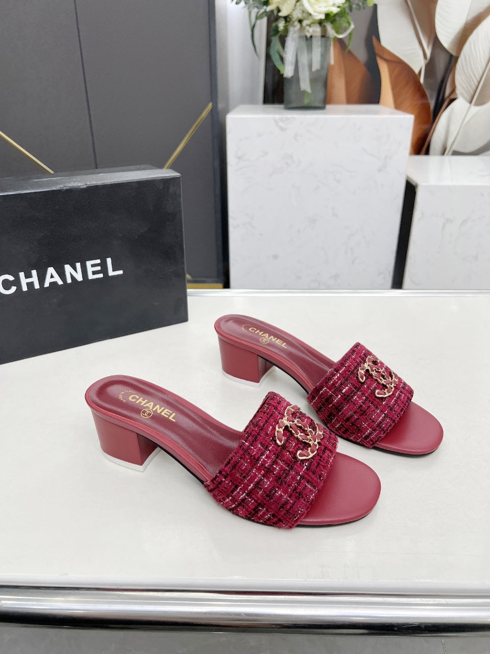 Z2Q55B30 Popular high-quality  Shoes