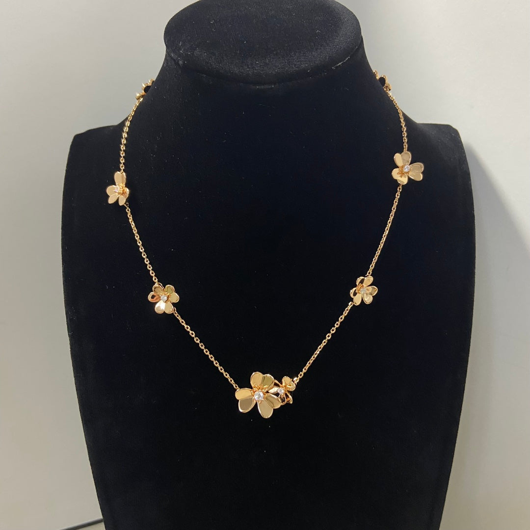 X5Q85VA185X Popular Necklace
