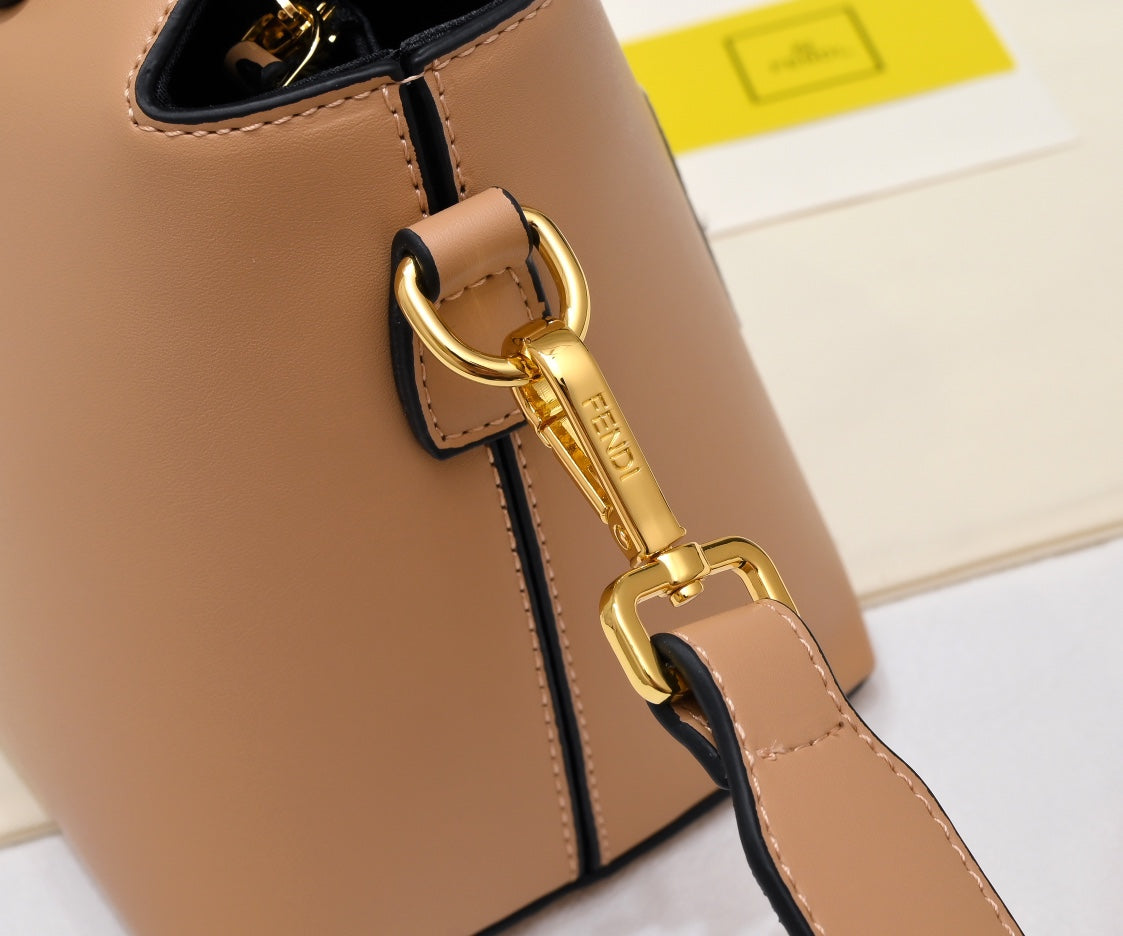 B1W35F110 Popular   leather bag