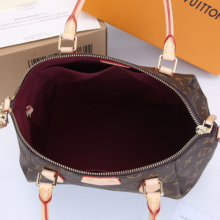 B1P20E7 Popular  leather bag 
