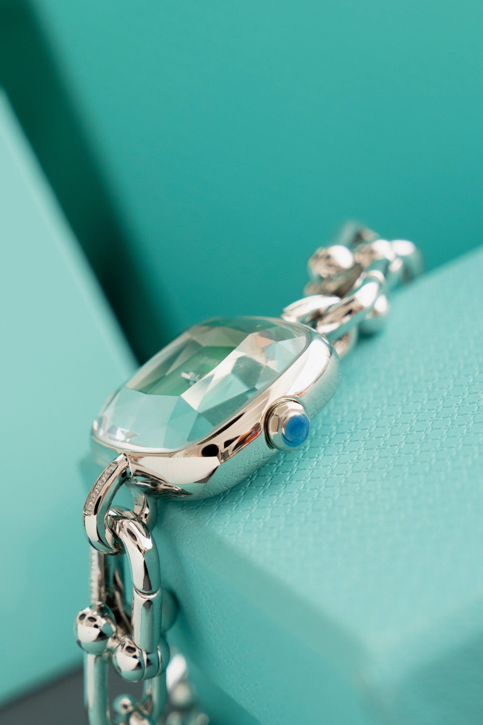 L1R36T72 Popular Watches