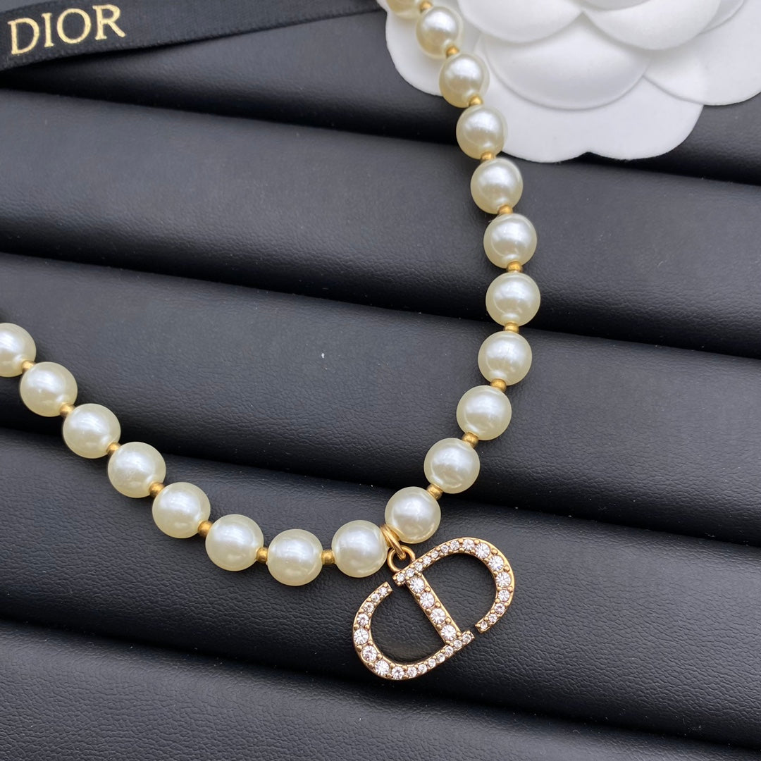 X1B62D166X Popular  Earrings. Bracelets. Necklaces