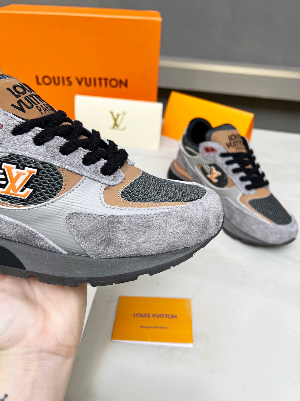 Z2Q105E228 Popular high-quality  Shoes