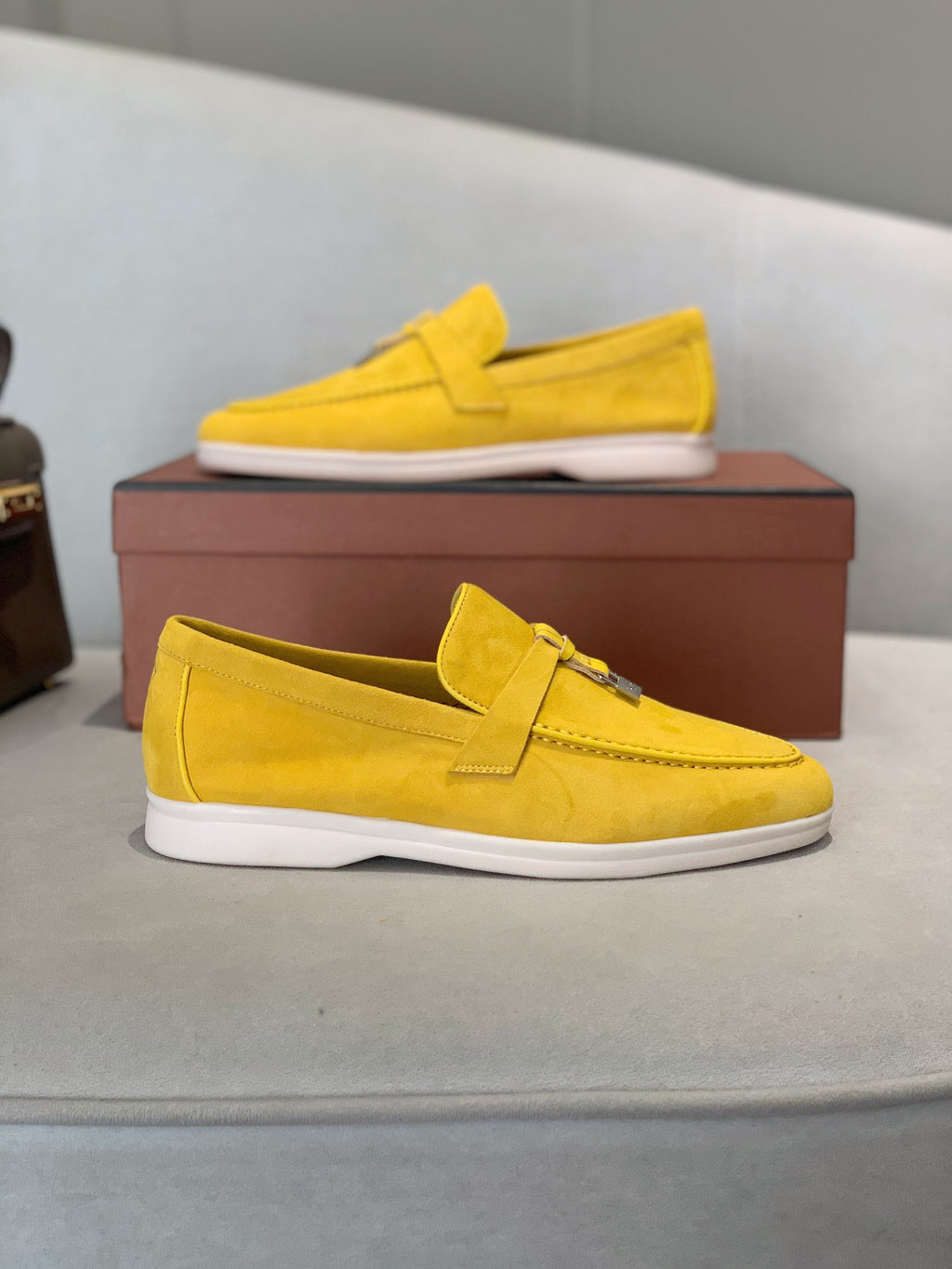 Z2R55A10 Popular high-quality shoes