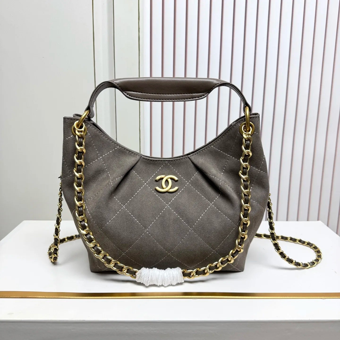 B1P46C7 Popular leather bag