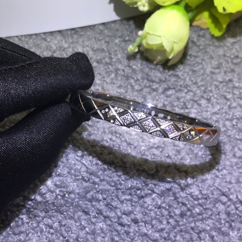 X1Q85C80K  Popular Bracelets