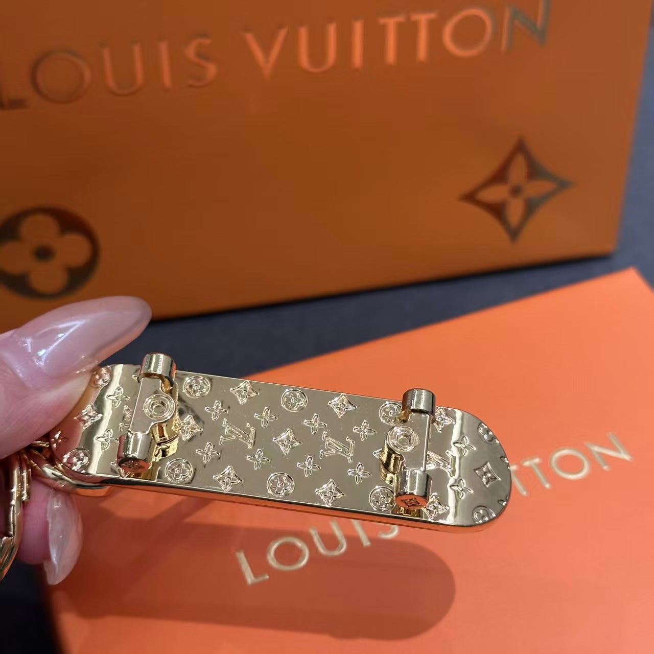 A1Q3105E25 Popular bag 's charms accessories