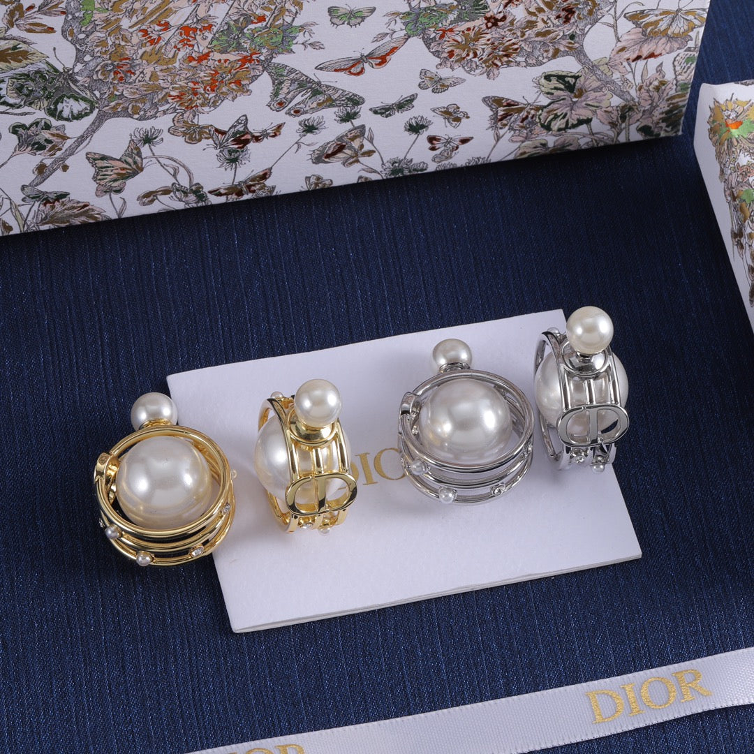 X1Z54D420E Popular Earrings
