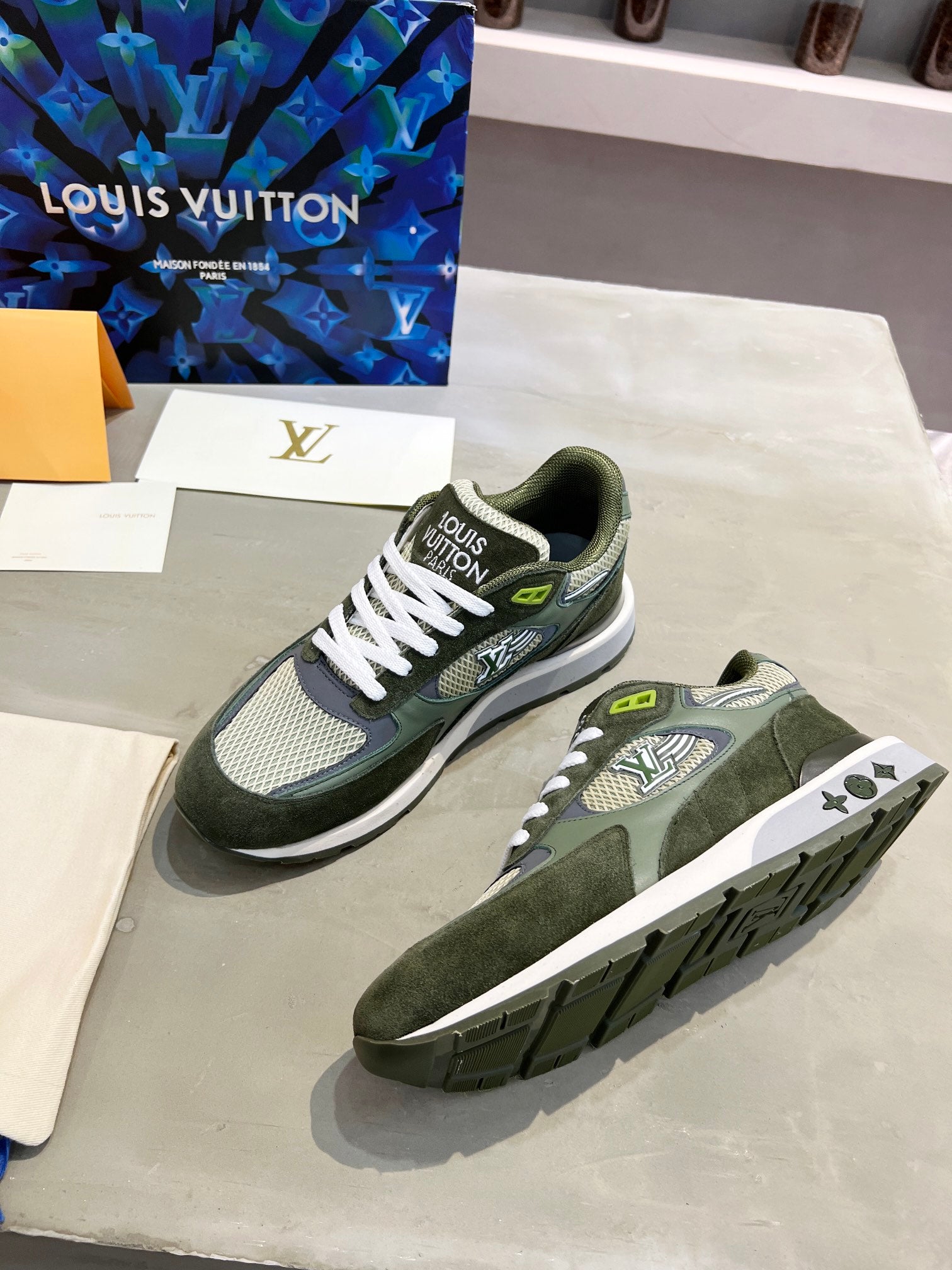 Z2Q105E232 Popular high-quality  Shoes