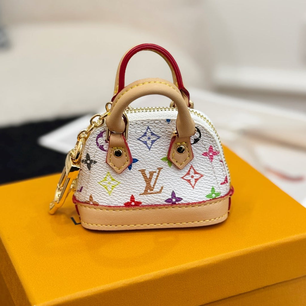 A1Z105E5 Popular bag 's charms accessories