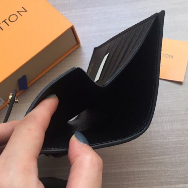 B1X61E0101 Popular  leather wallets
