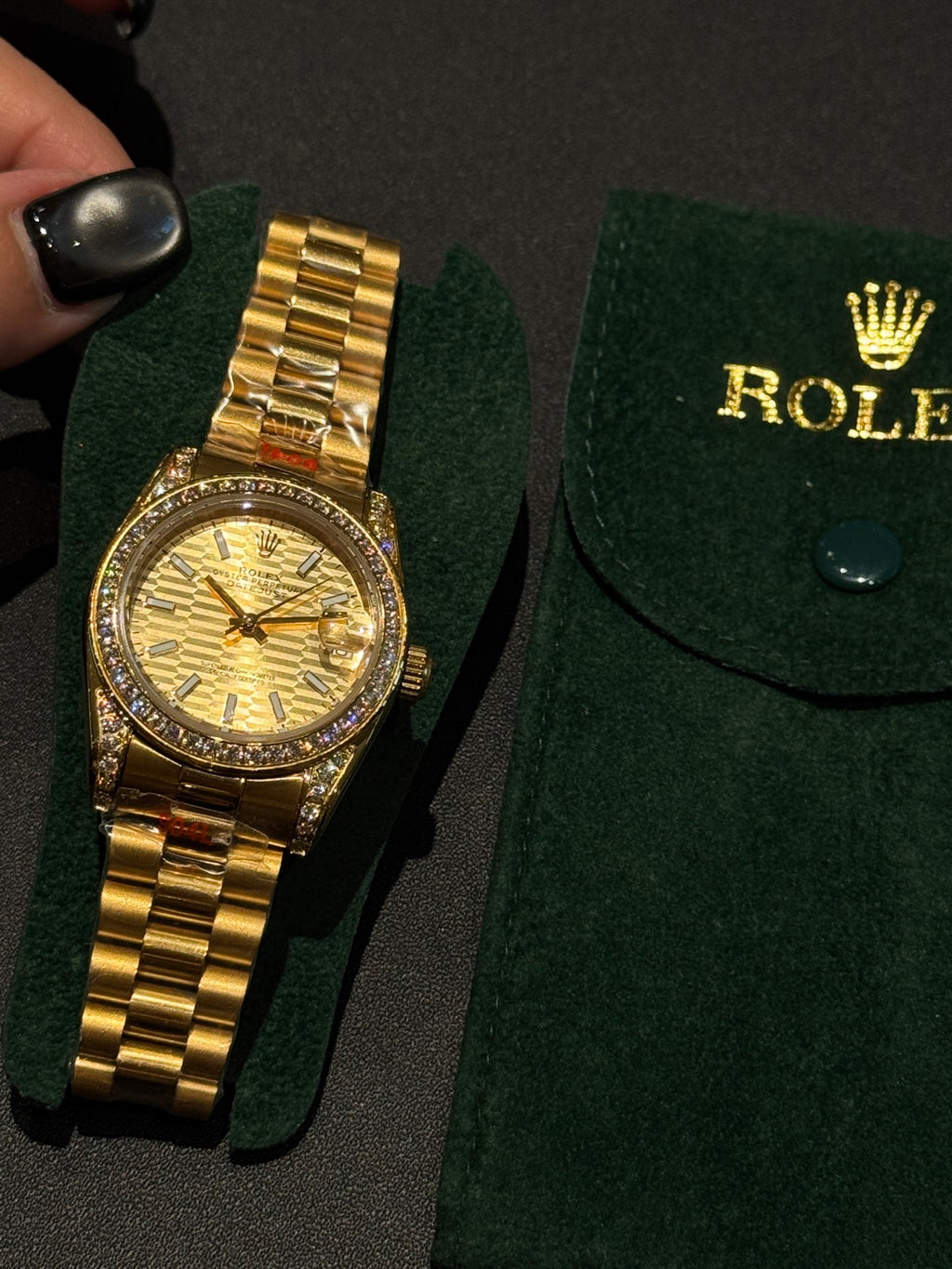 L1R36L15 Popular Watches