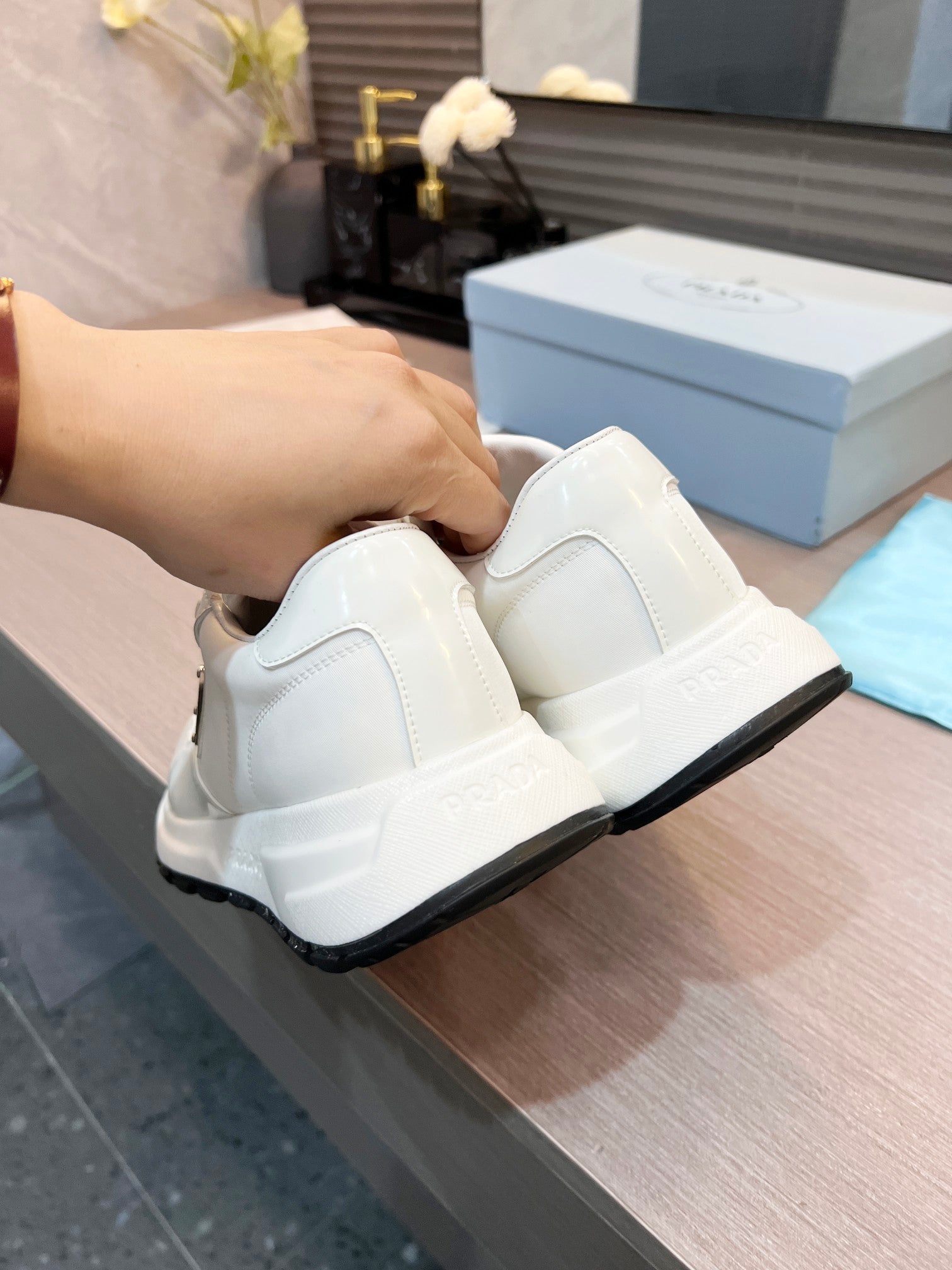 Z2Z85PD44 Popular high-quality shoes