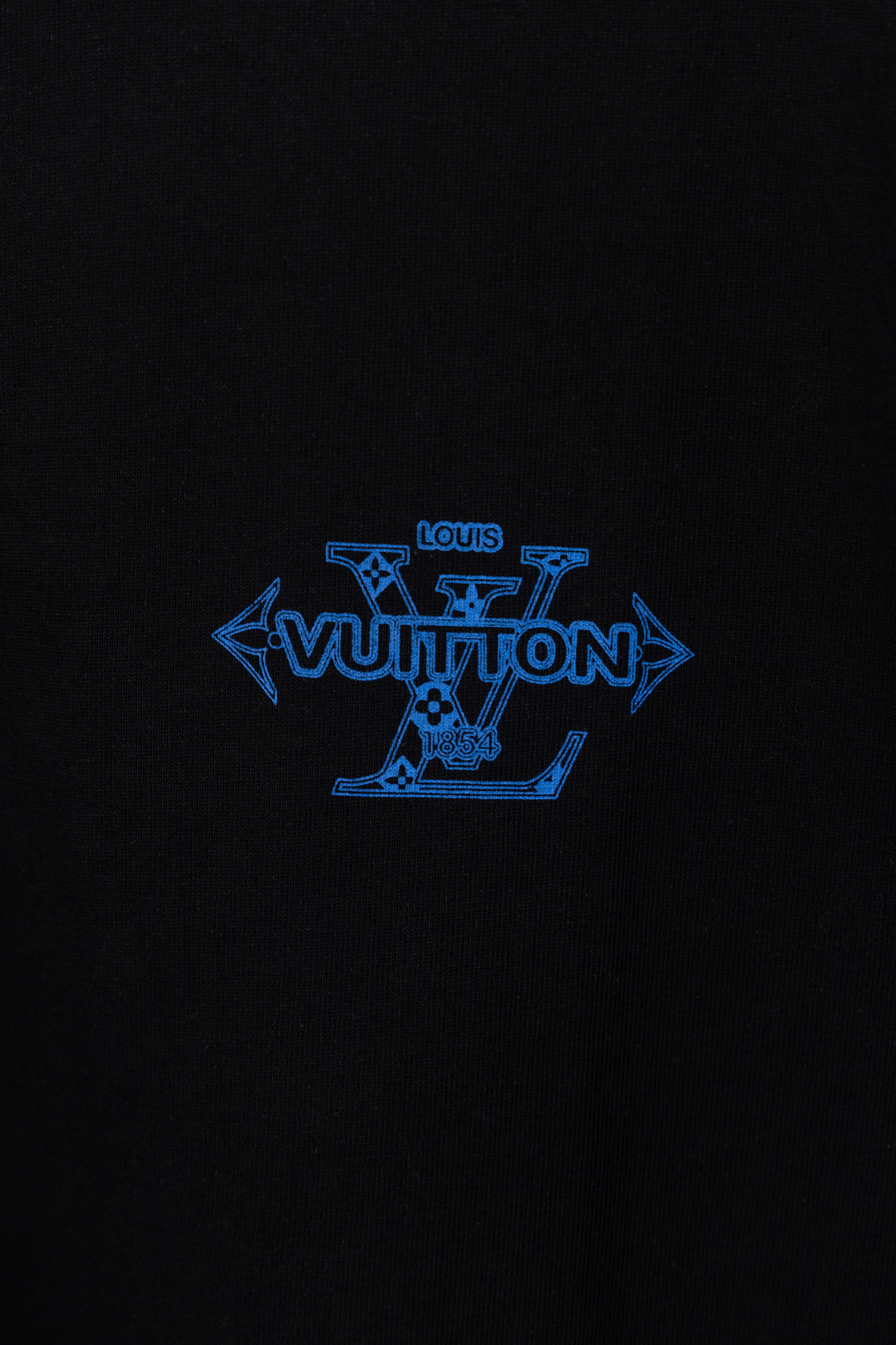 U1P36E135 Popular T-shirts