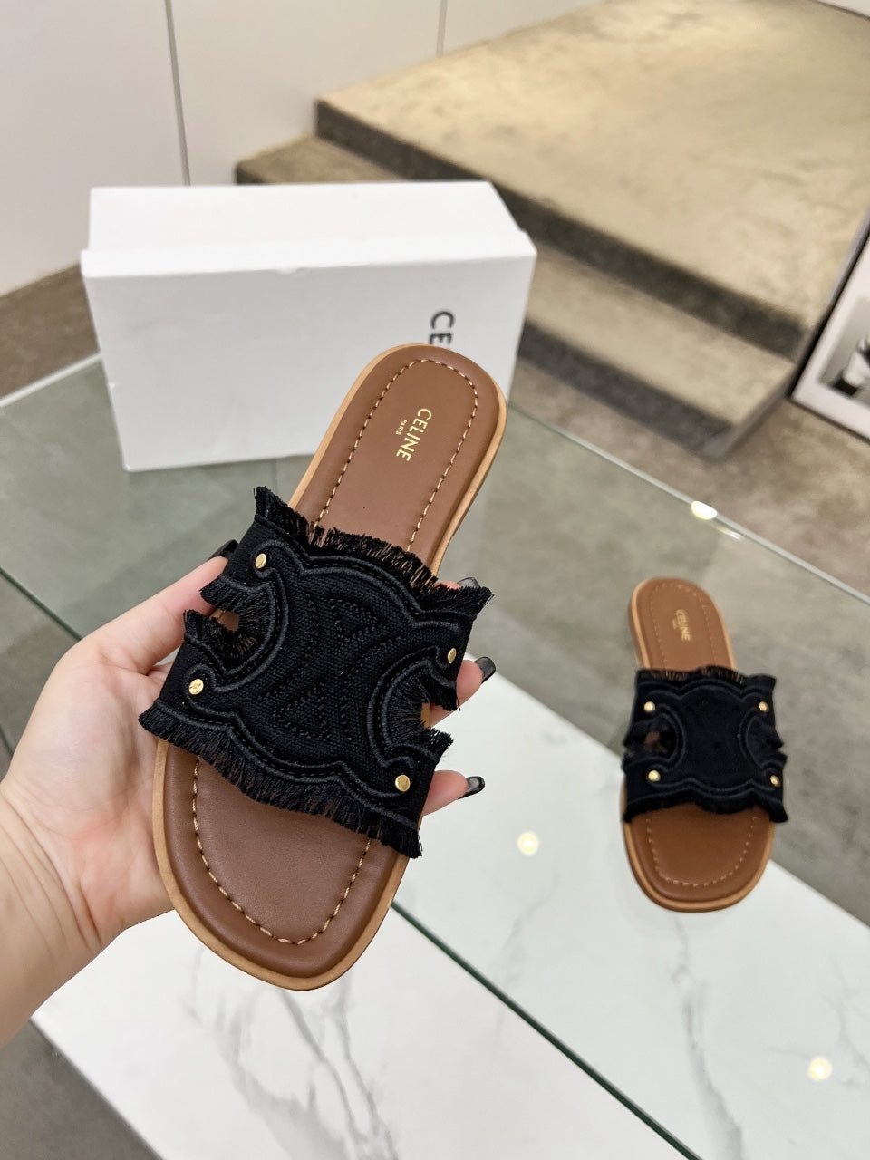 Z2Q55CL25 Popular  leather shoes