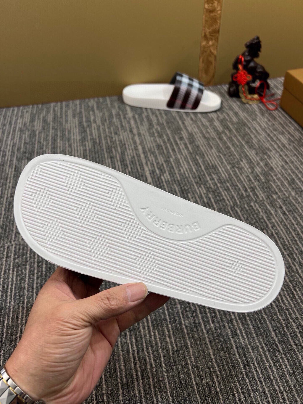 Z5Z35R261 Popular Slippers