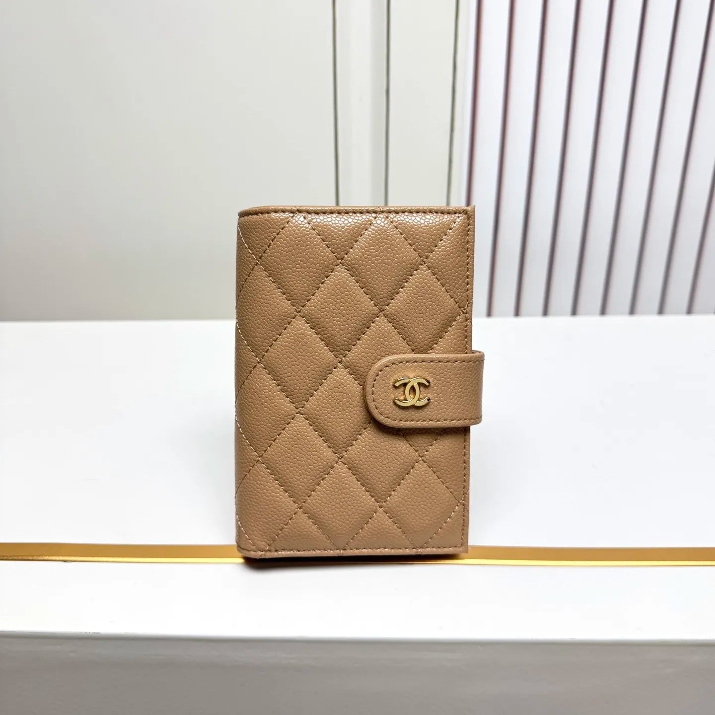 B1P36C126 Popular leather bag