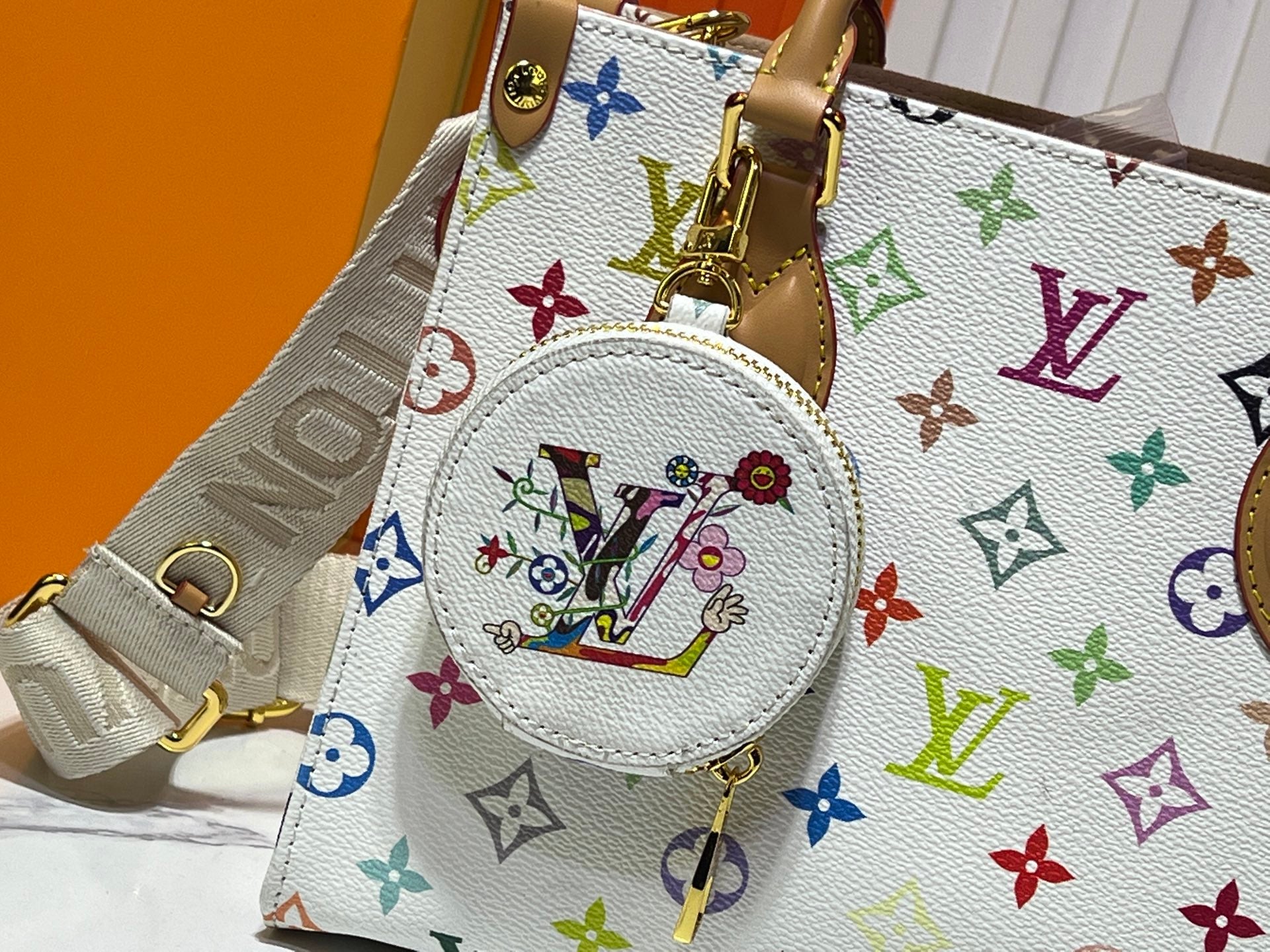 B1W25E92 Popular   leather bag