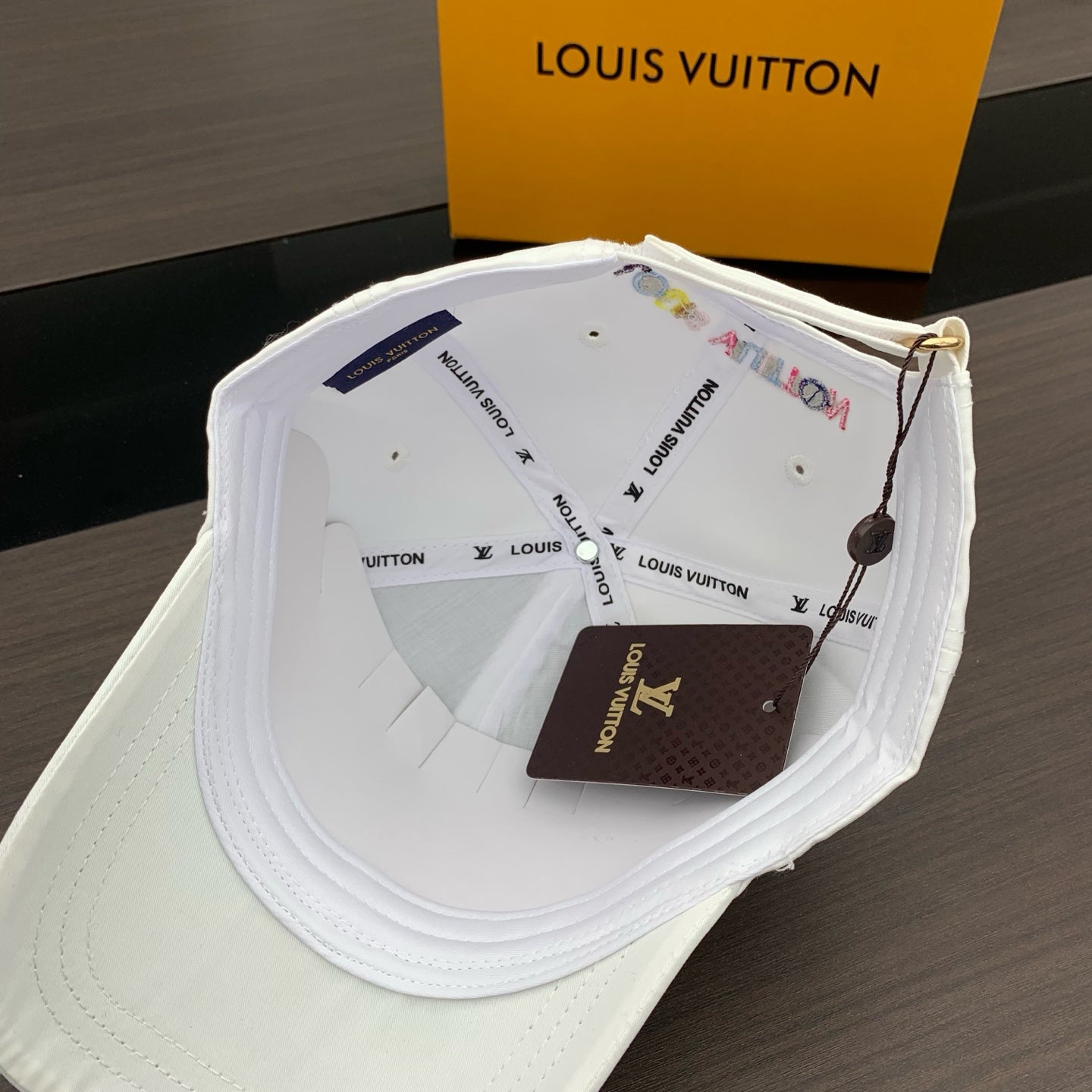 M1Z25E517 Popular  hats