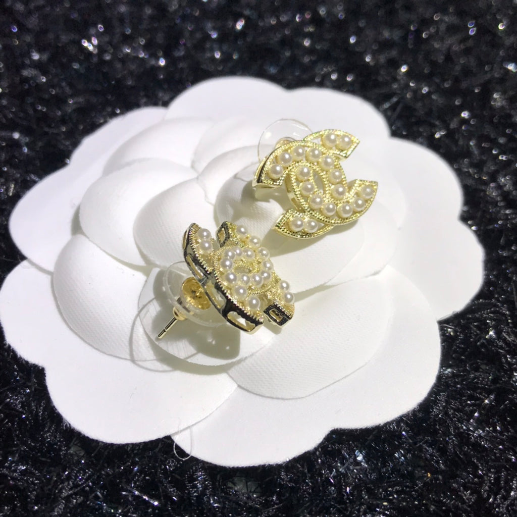 X1Z54C484E Popular Earrings