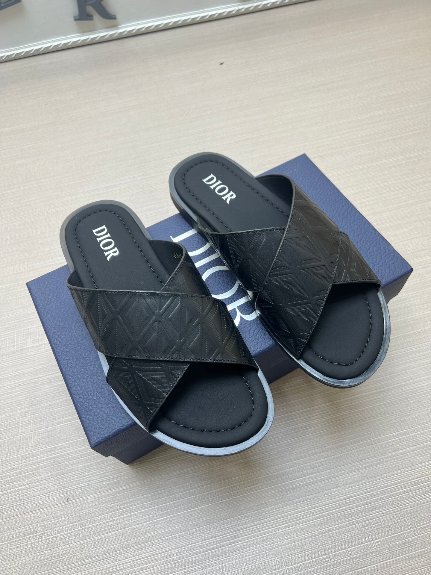 Z5ZD78 Popular slippers