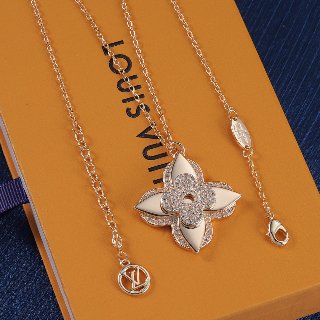 X1Q85E333X Popular Necklaces