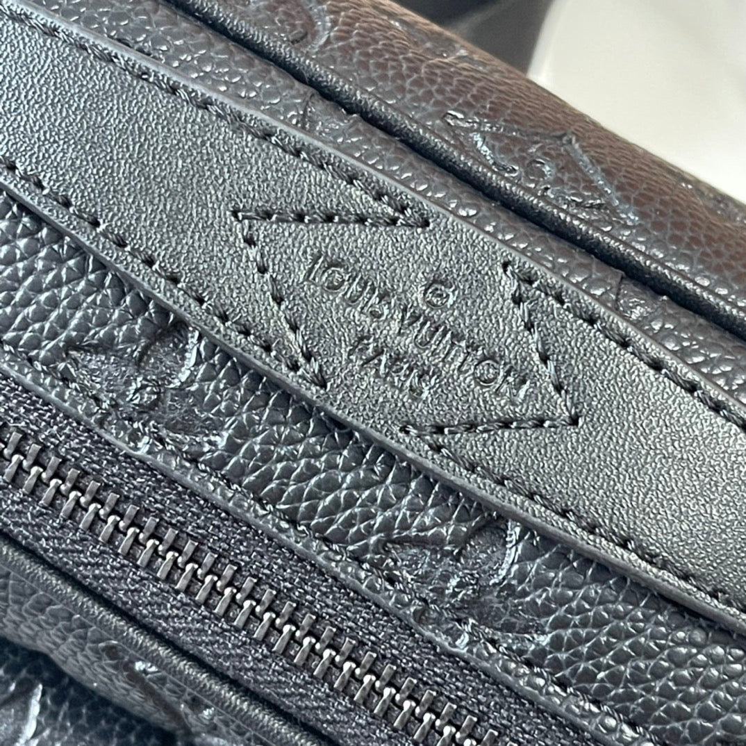 B1W15E38 Popular  leather bag