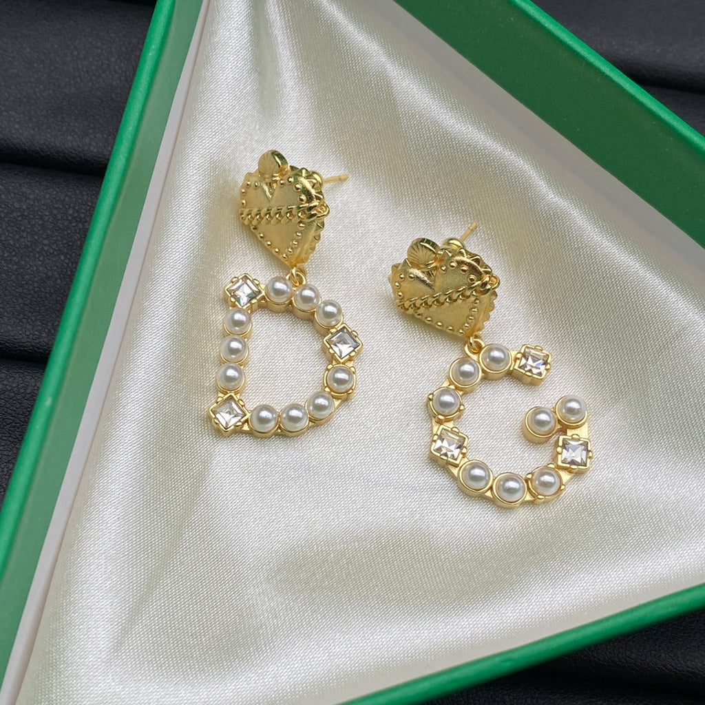 X1Z94D1070E Popular Earrings
