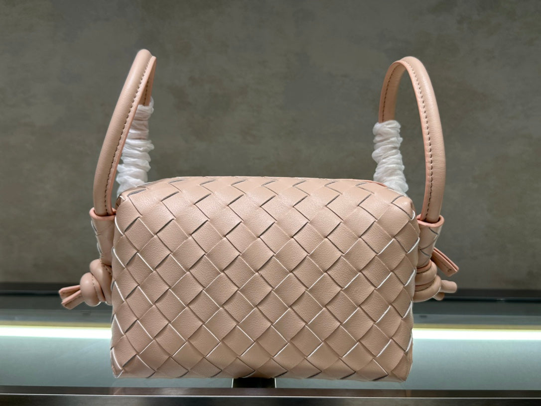 B1X104A84 Popular eather bag