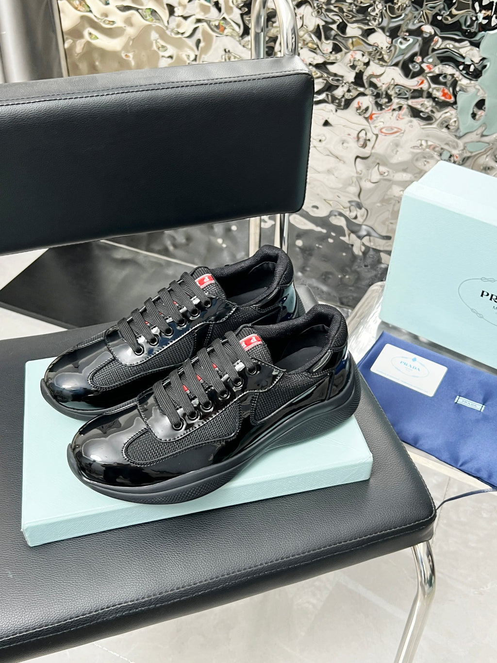 Z2P76P01 Popular high-quality leather Shoes