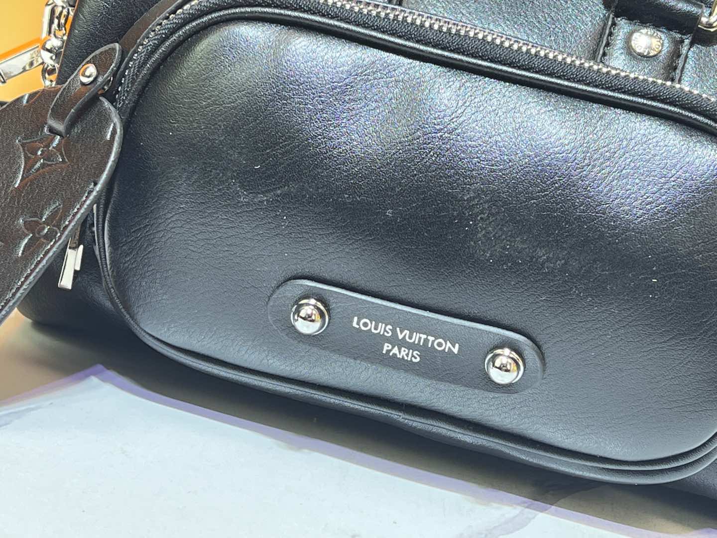 B1W15E39 Popular  leather bag