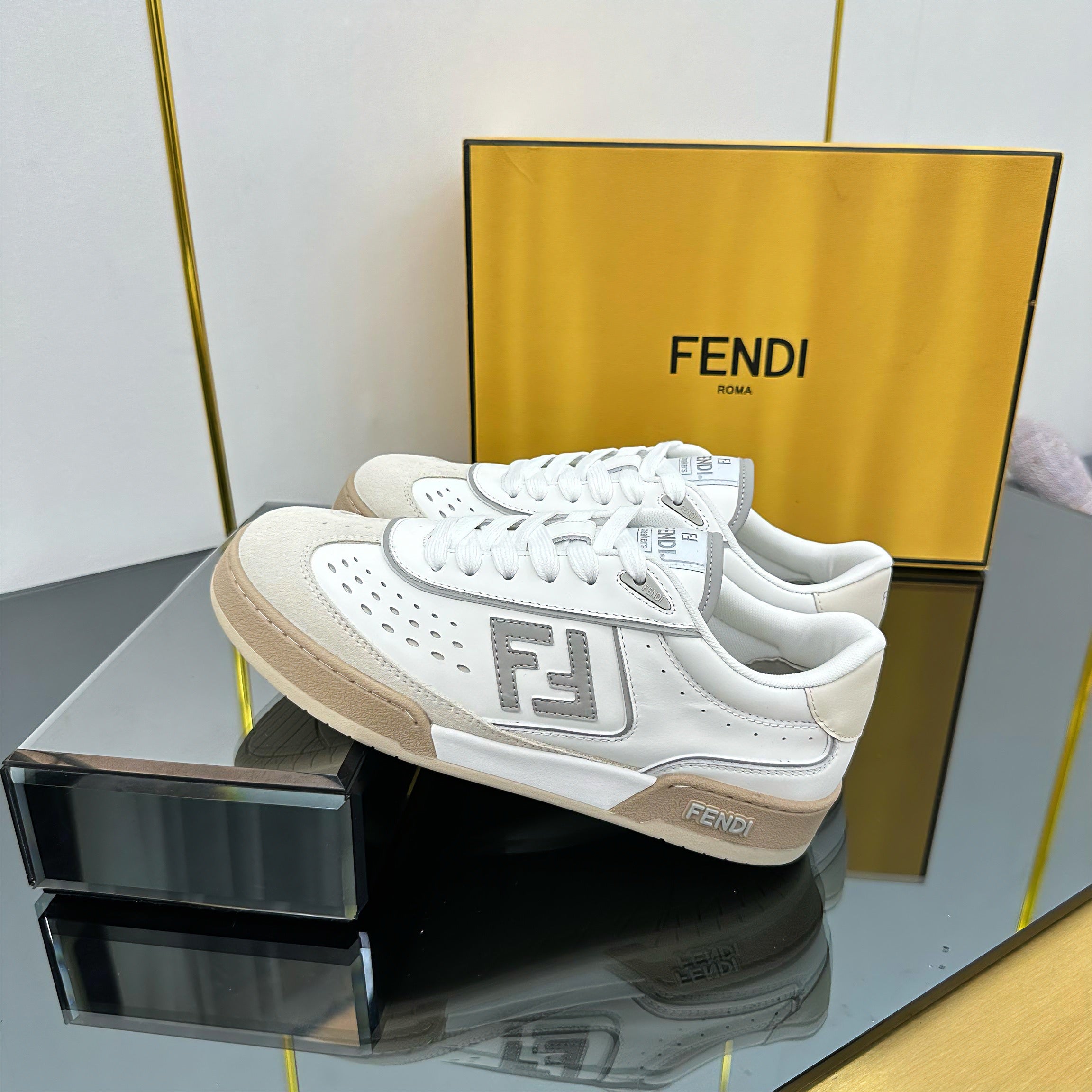 Z2Q105F421 Popular high-quality Shoes