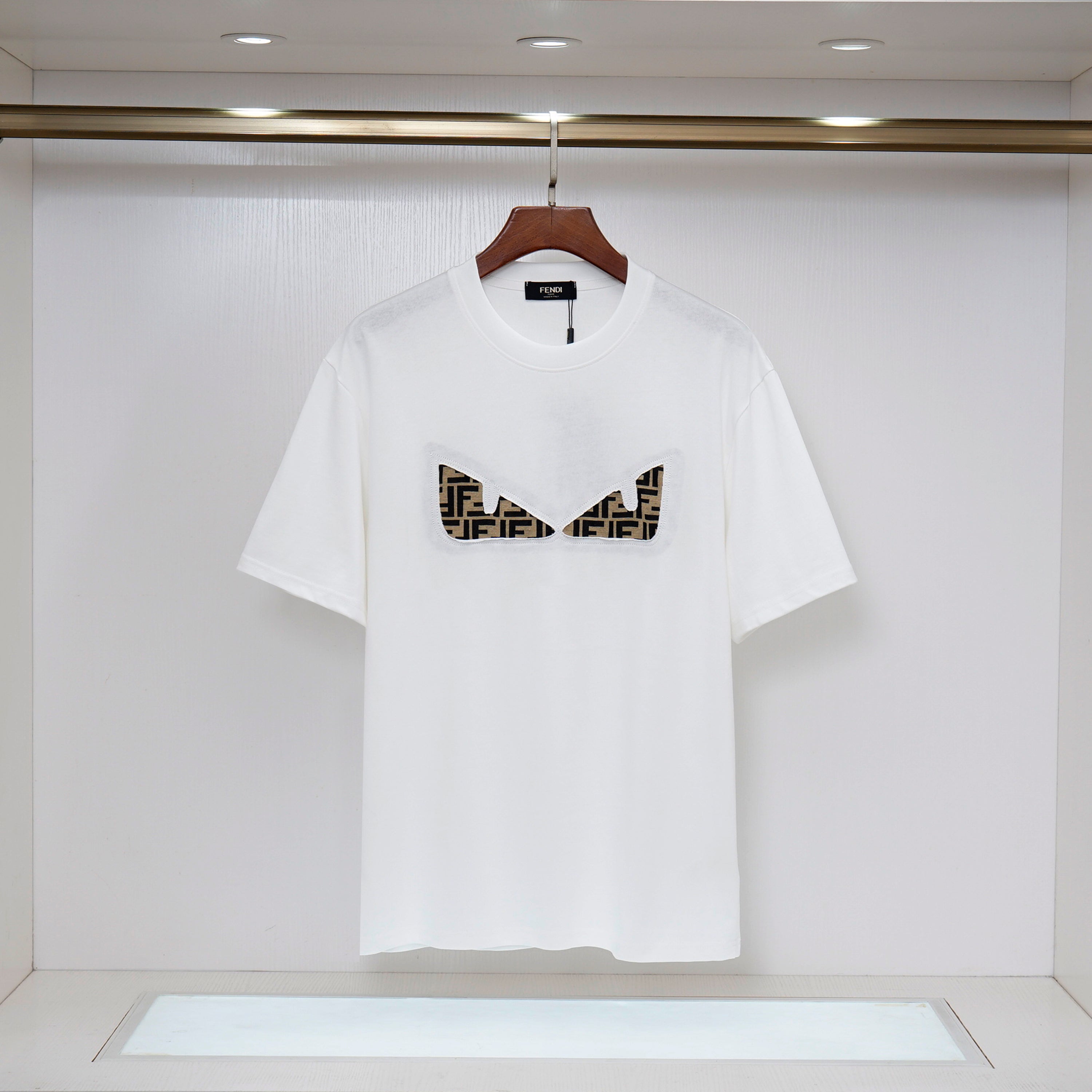 U1P36F133 Popular T-shirts