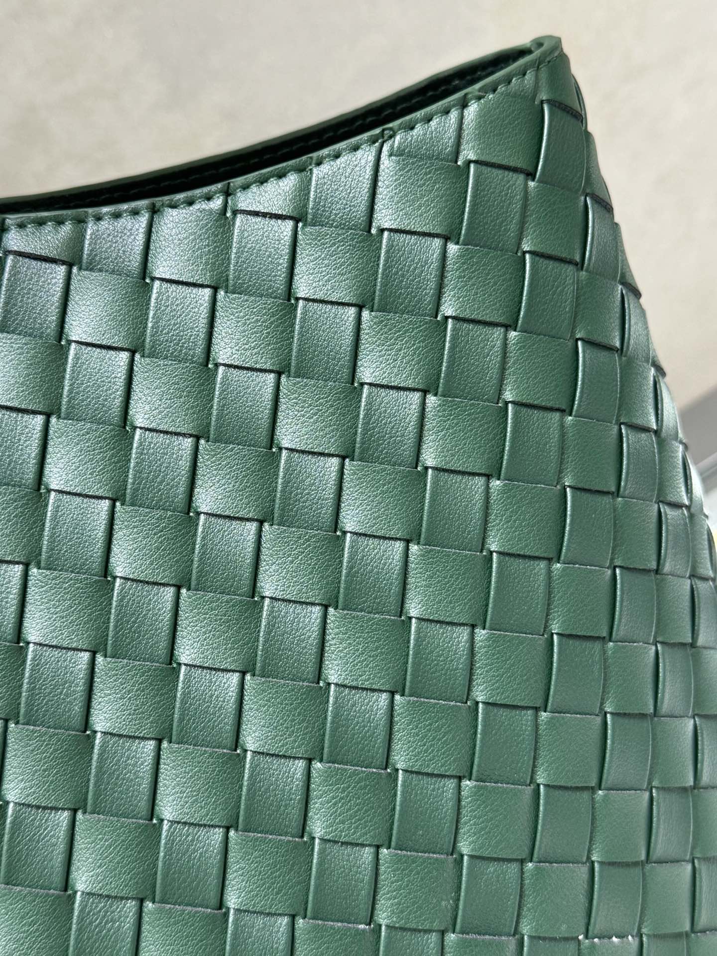 B1X104A70 Popular   High quality leather bag