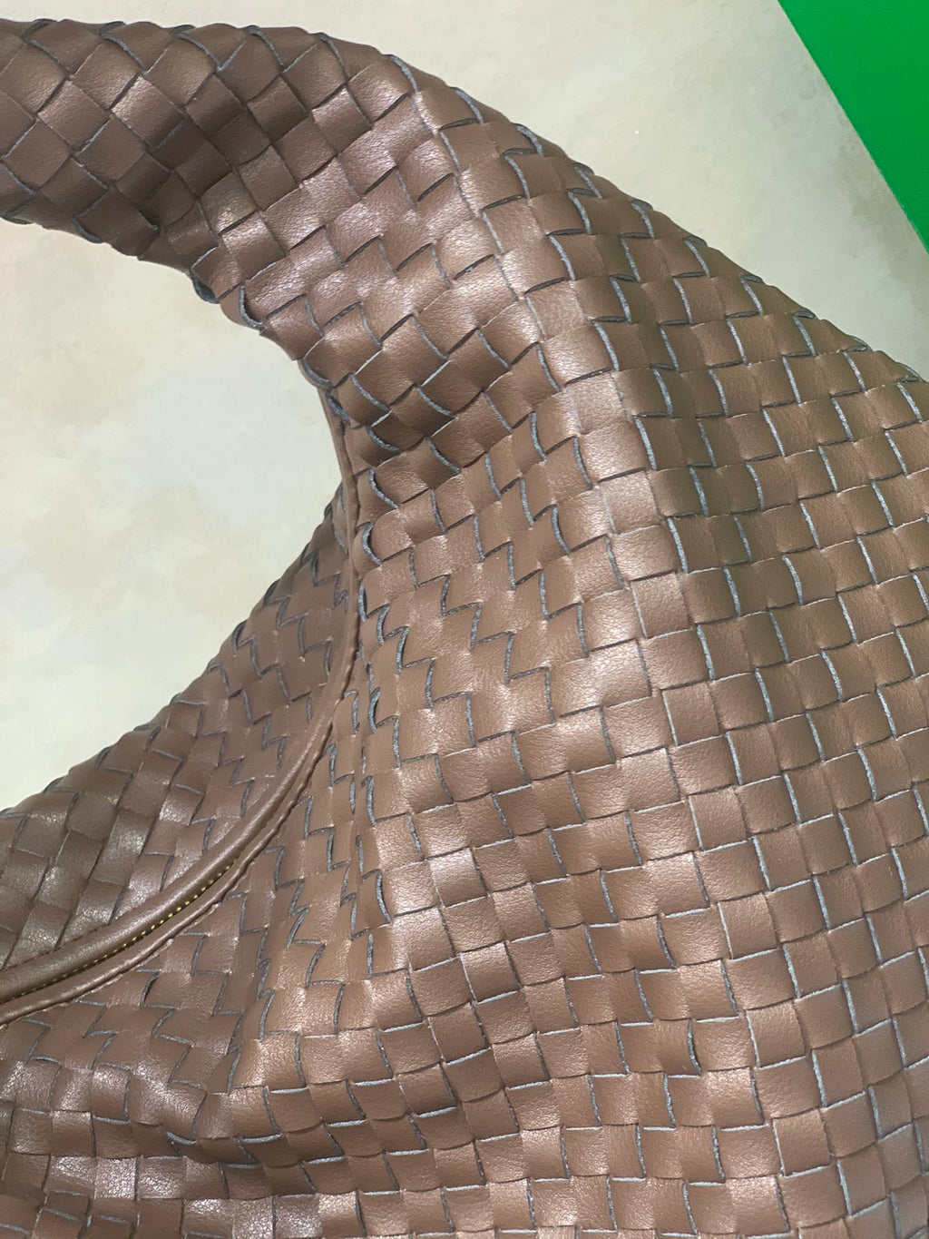 B1W35A116 Popular leather bag