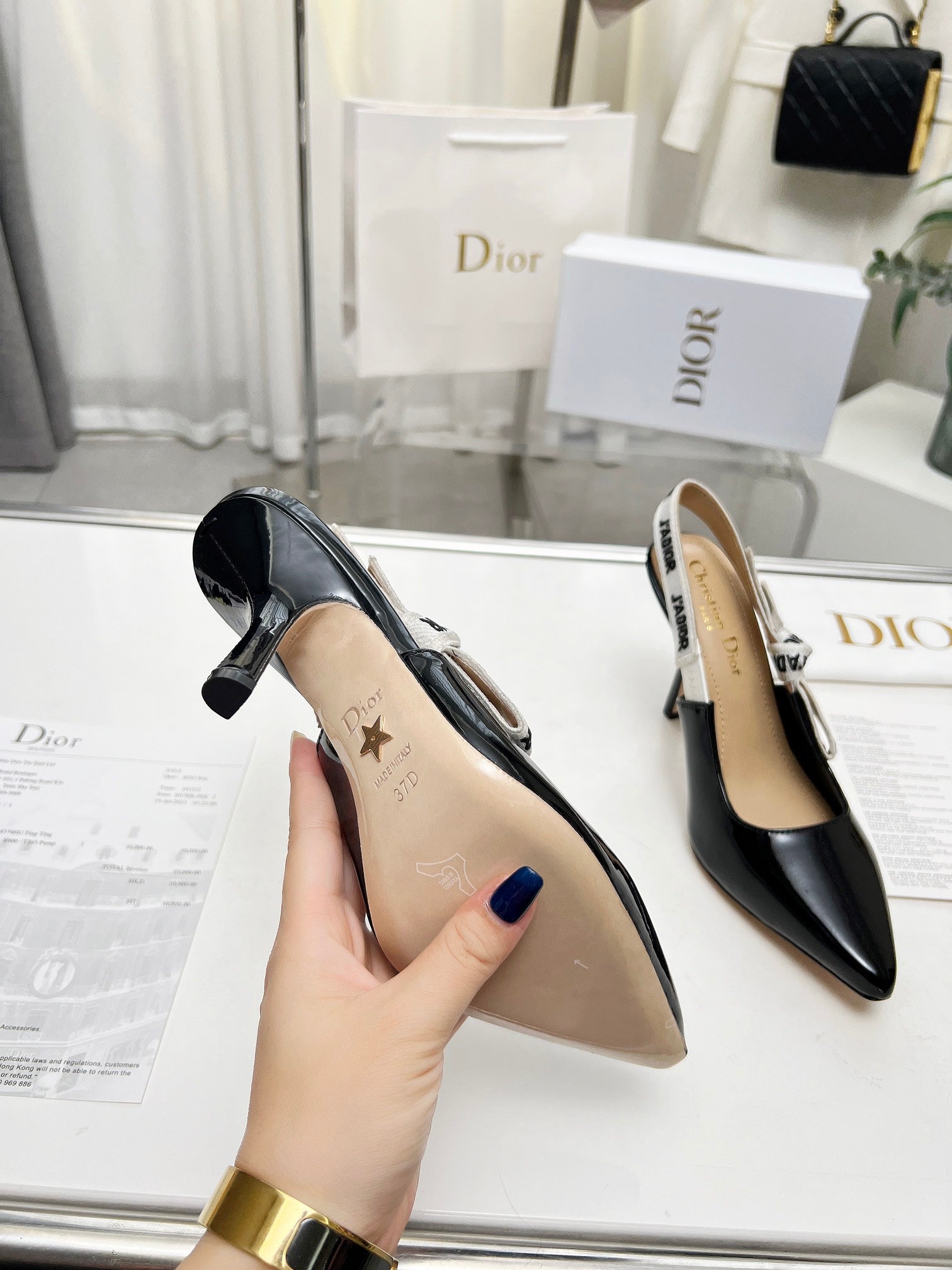 Z2P36D32 Popular high-quality leather Shoes
