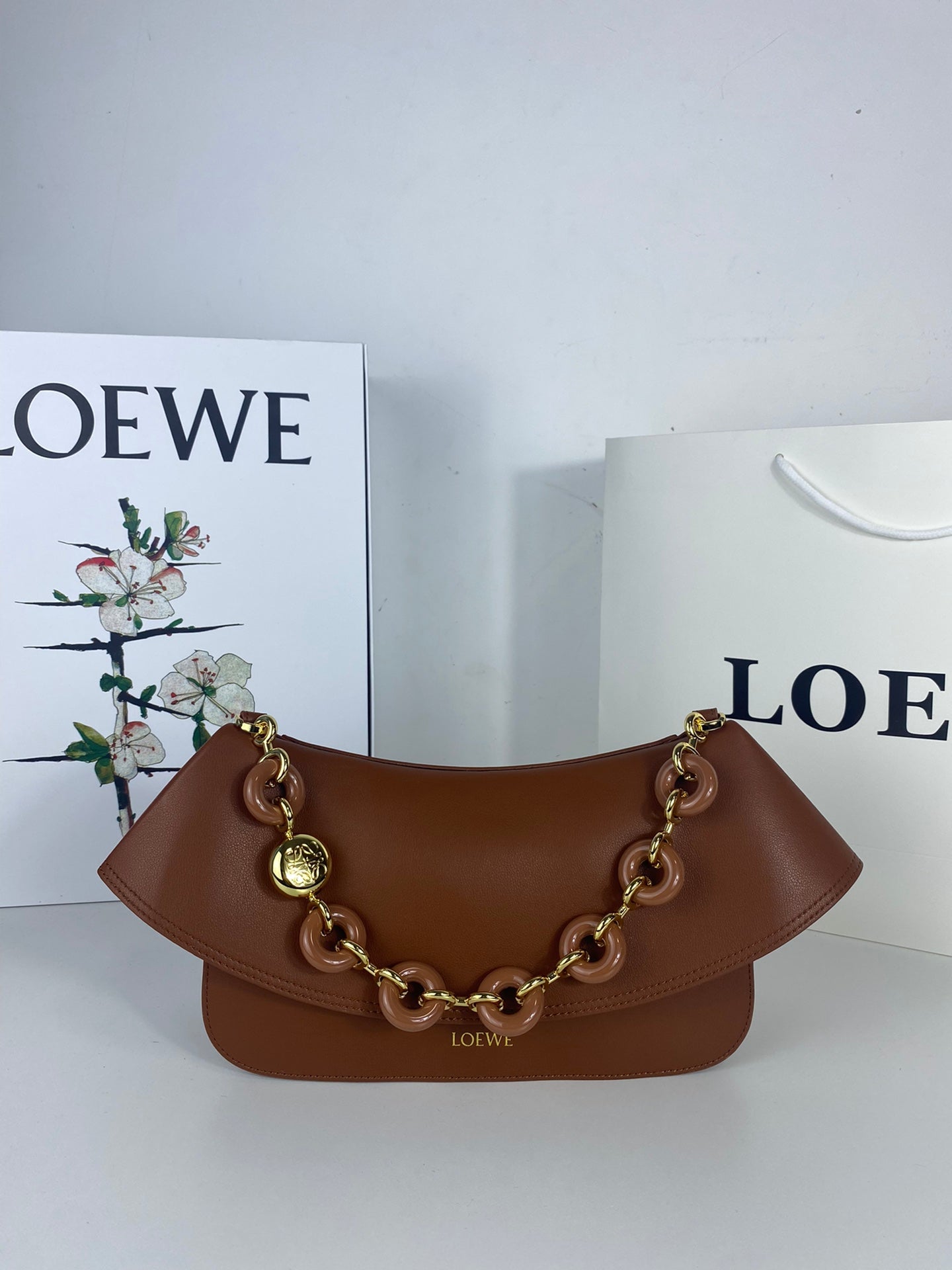 B1R66A10 Popular leather bag