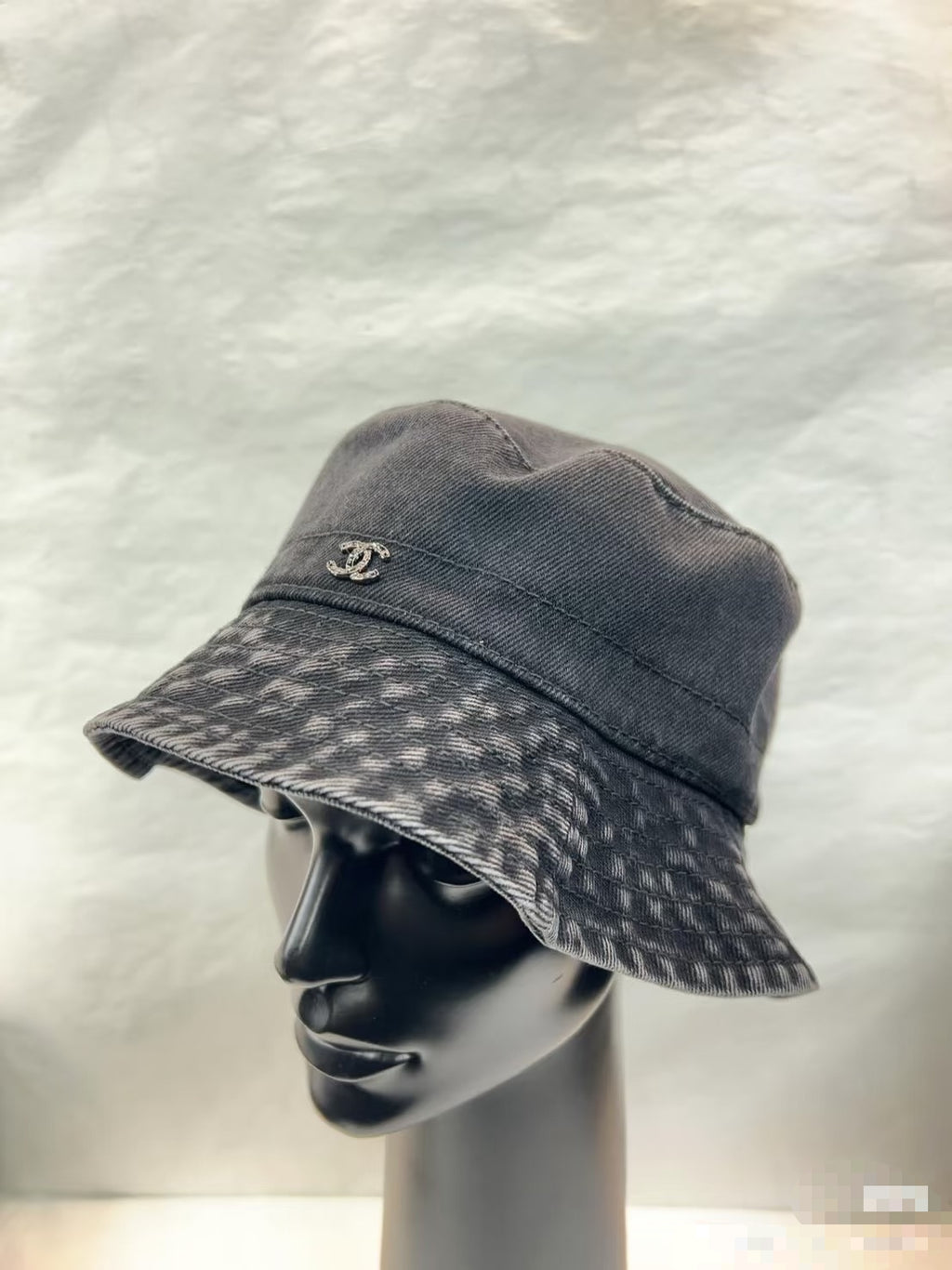 M1N65C20 Popular hats