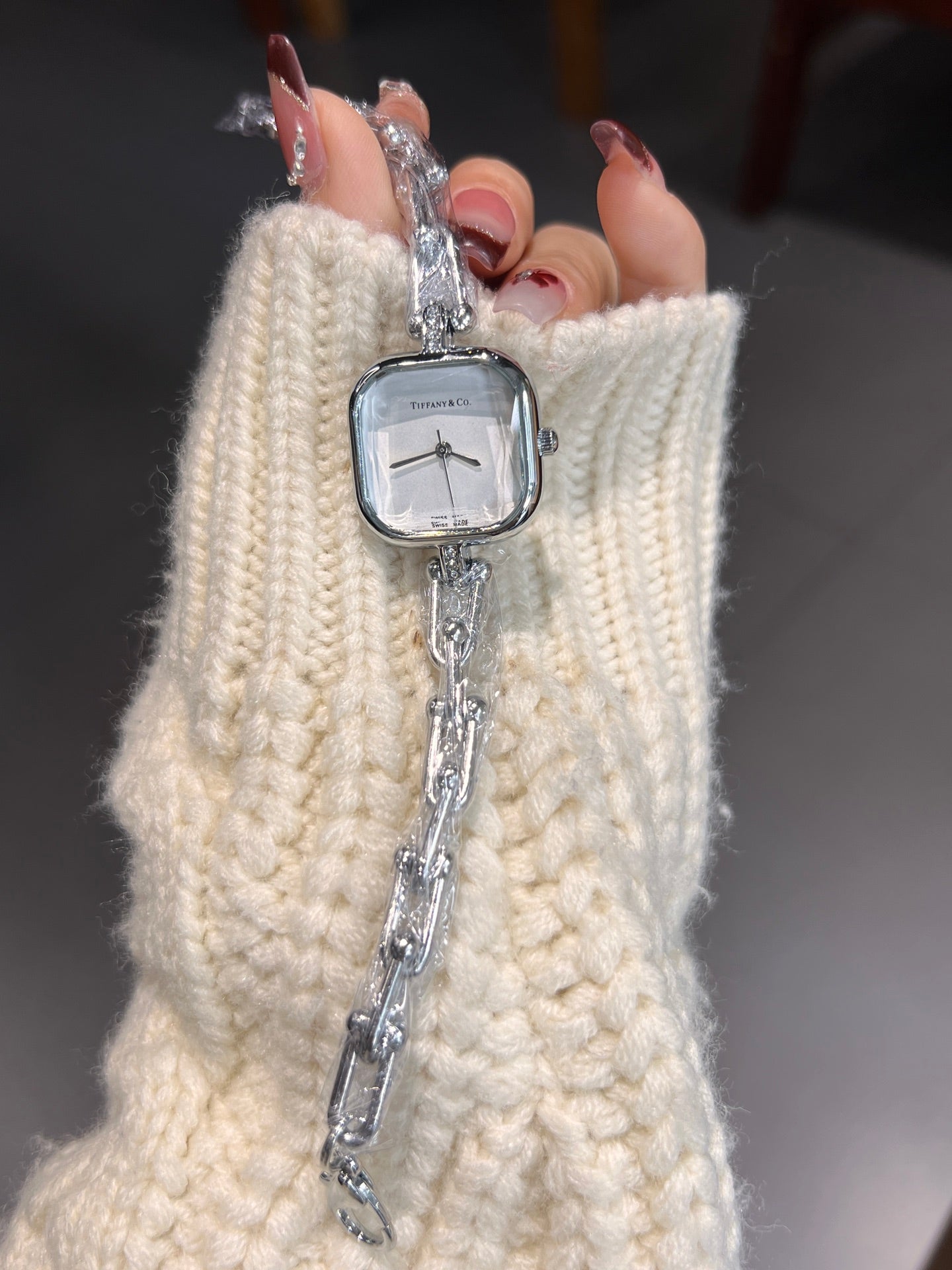 L1X66T2 Popular watches