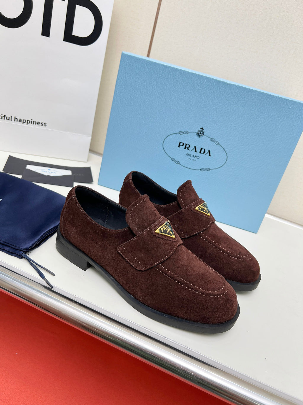Z2Q105P408 Popular high-quality Shoes