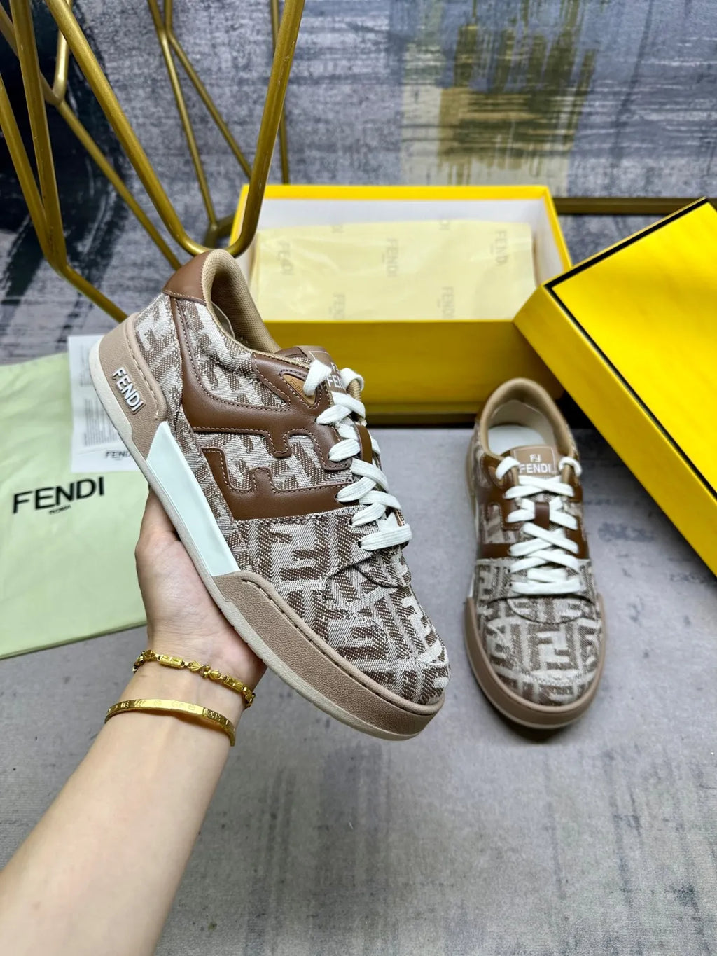 Z2N95F15 Popular high-quality shoes