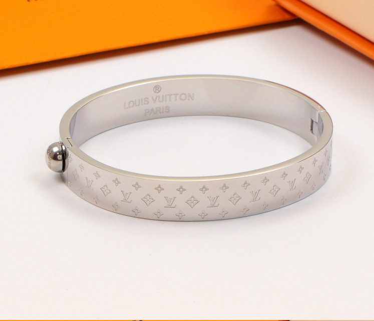 X1B90E23K  Popular Bracelets