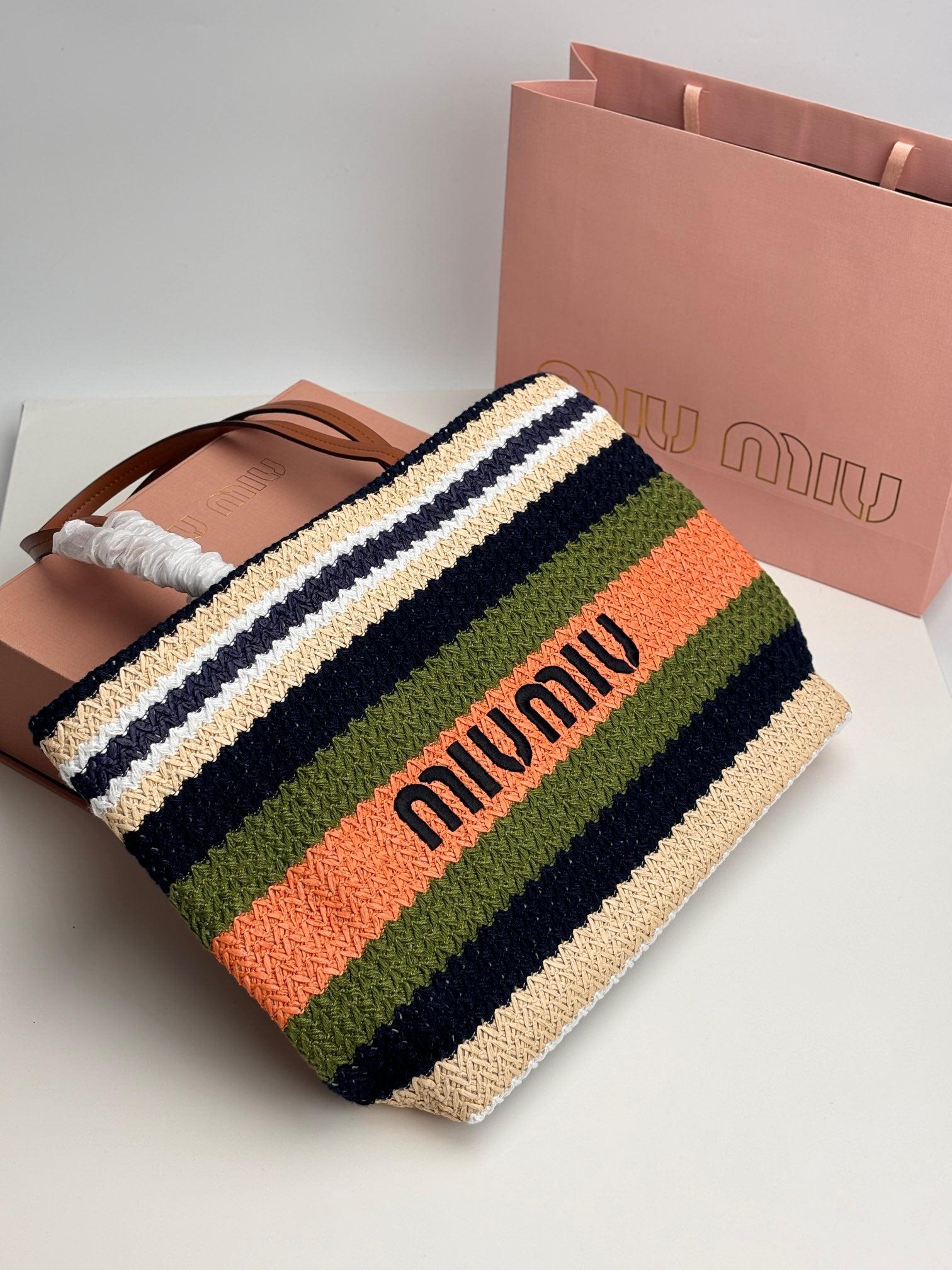 B1X104A78 Popular  Woven Bag