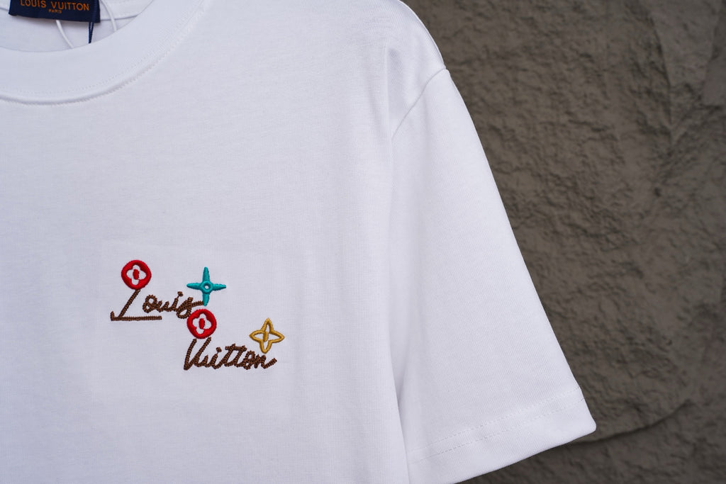 U1R76E17 Popular T-shirts