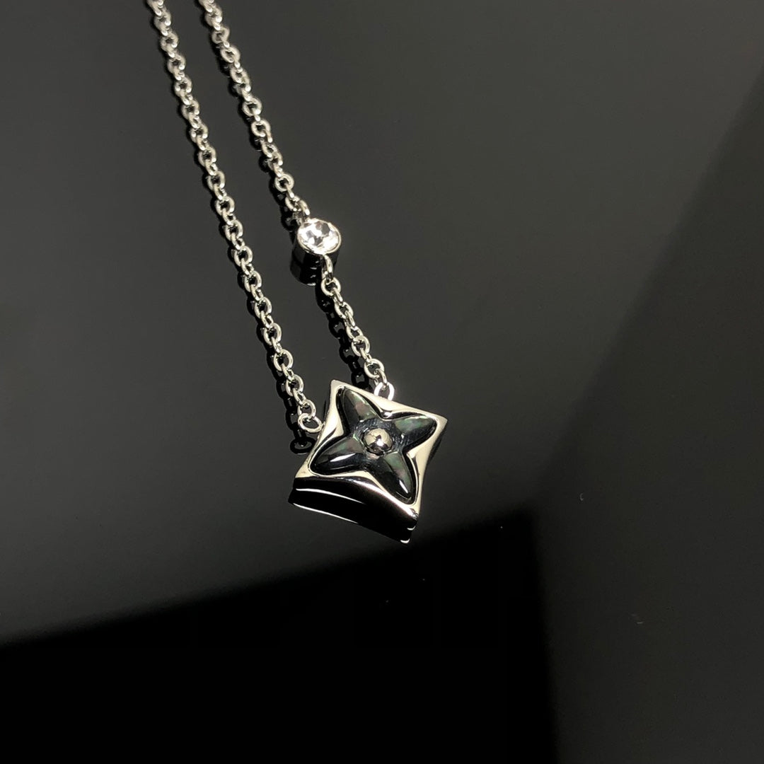 X5N76E52X Popular Necklaces(mini 1flower)