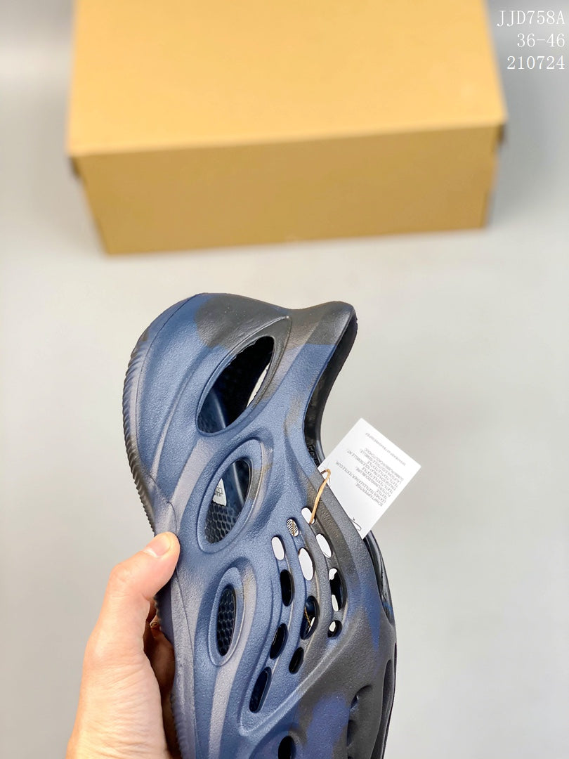 Z4A87  Popular shoes