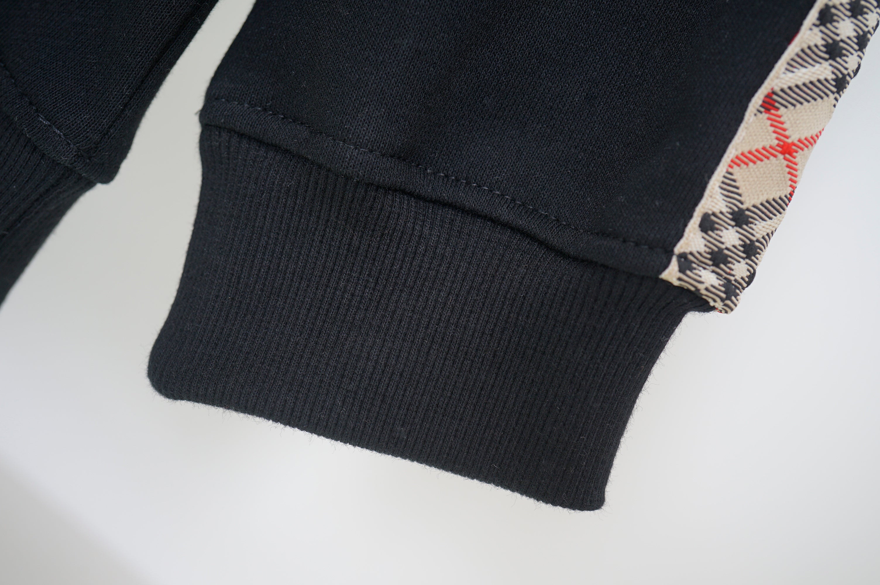 U1Z05R376 Popular Sweaters
