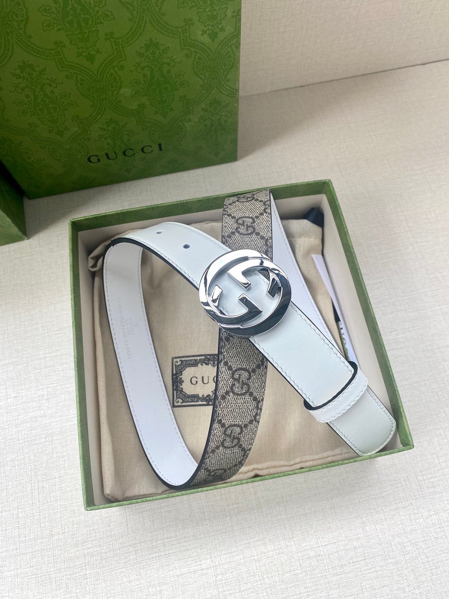 P1W15B152 Popular  High quality belt With full package