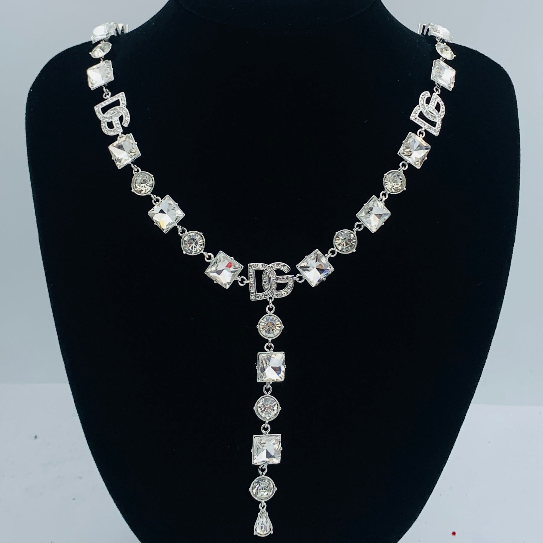 X1Q85A13X Popular Necklace